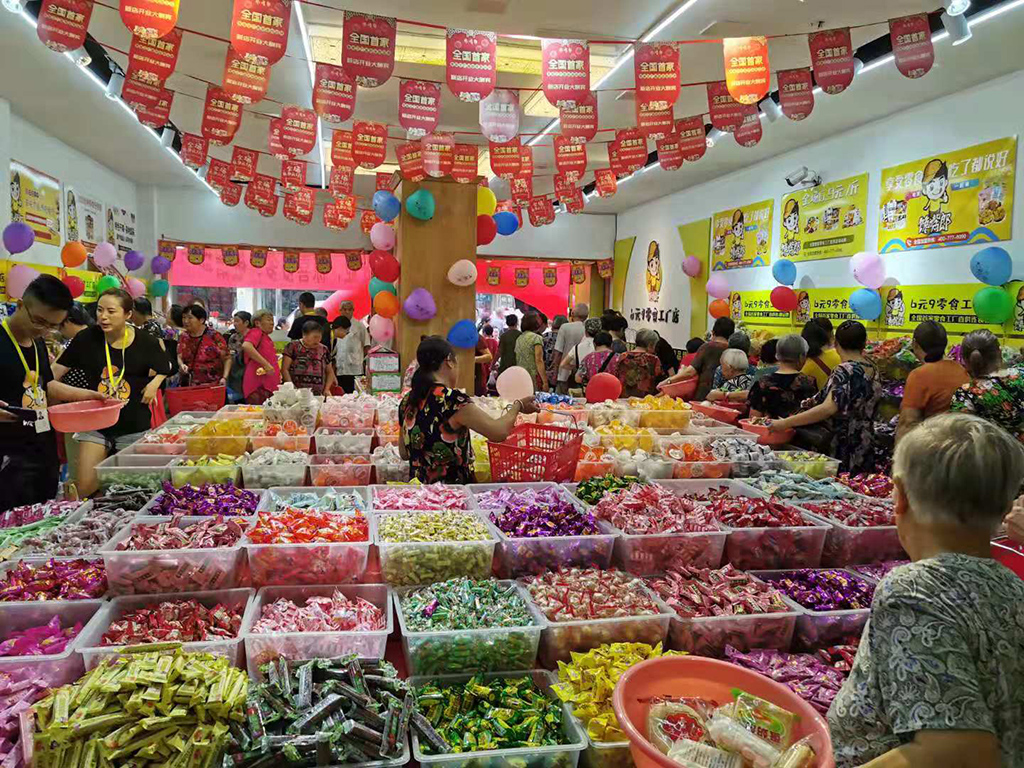 饞嘴郎木蘭零食加盟店開業(yè)太火爆，單日營業(yè)額猛破3萬元