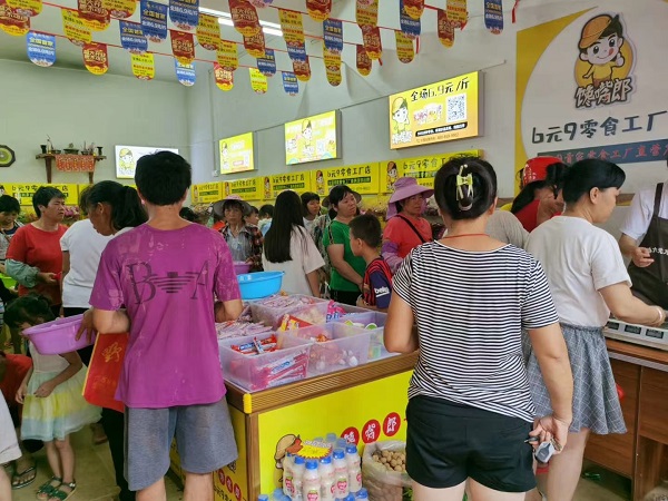 為什么佛山投資者愿意加盟品牌零食店？